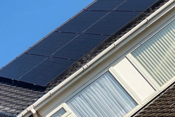 Encore Energy - Specialists in Solar Panels, Battery Storage, EV Chargers, Solar Bird Protection and Solar PV System Maintenance